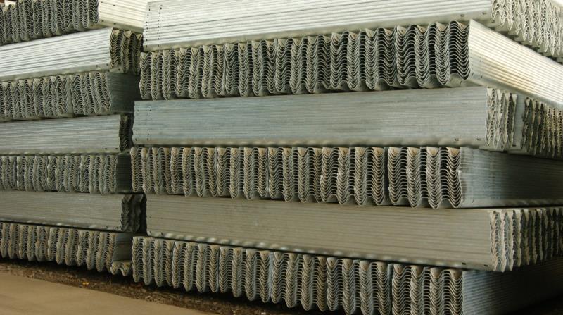 高速公路護欄板