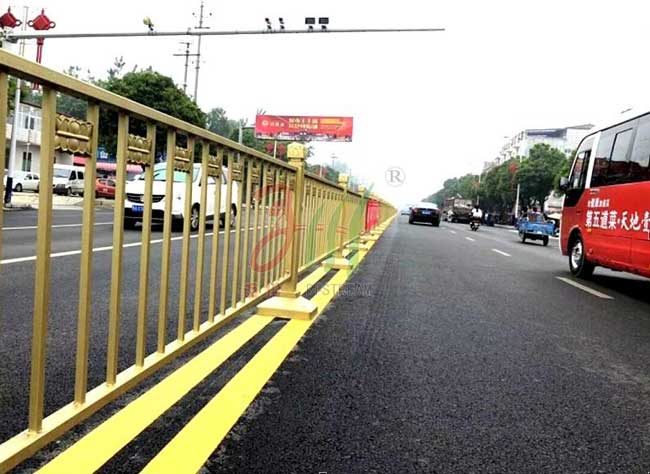 金色蓮花護(hù)欄