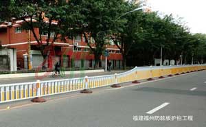 福建福州防眩板護(hù)欄工程 - 中出網(wǎng)-智能出入口與停車充電門戶