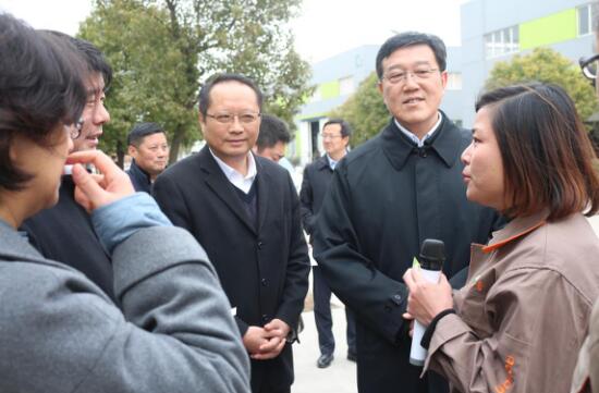 企業(yè)創(chuàng)新謀劃尋策，合力引領(lǐng)護(hù)欄行業(yè)未來！