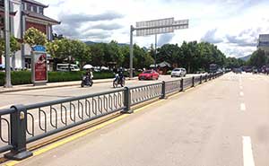 麗江3萬8千米護(hù)欄案例