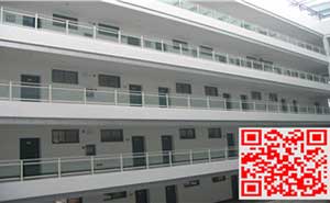 金華職業(yè)技術(shù)學(xué)院玻璃陽臺護欄、飄窗護欄案例 - 中出網(wǎng)-智能出入口與停車充電門戶