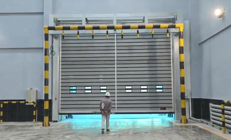 環(huán)保硬質(zhì)快速門(mén)