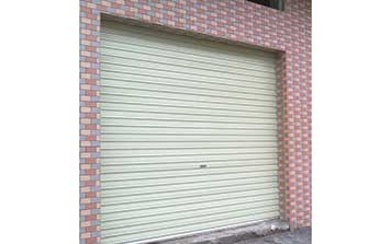 普通彩板無(wú)聲電動(dòng)卷簾門