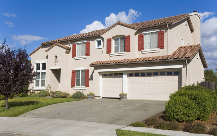 陽(yáng)光美加花園別墅區(qū)開門機(jī)案例 - 中出網(wǎng)-智能出入口與停車充電門戶