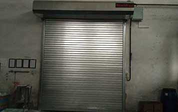 鋼質(zhì)防爆卷簾門