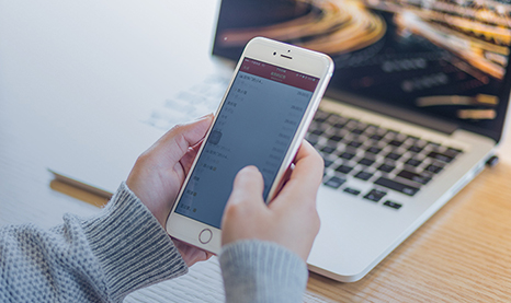 工作人員監(jiān)管服務(wù)