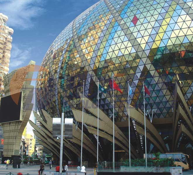 澳門新葡京大酒店旗桿案例 - 中出網(wǎng)-智能出入口與停車充電門戶