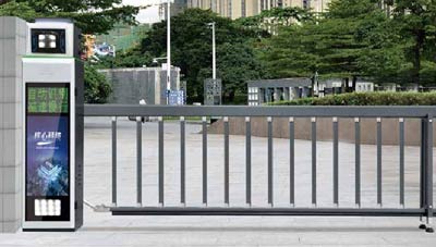 廣告道閘車牌一體機H-802