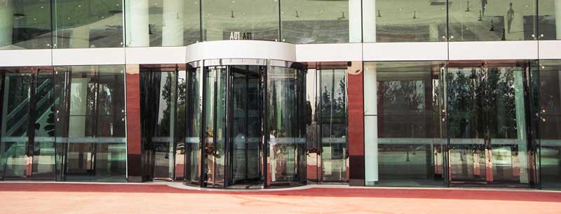 北京汽車研究院旋轉(zhuǎn)門案例 - 中出網(wǎng)-智能出入口與停車充電門戶