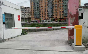 五峰中小學(xué)教研中心道閘案例 - 中出網(wǎng)-智能出入口與停車充電門戶