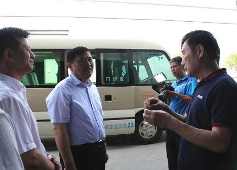 市委常委、市委組織部部長李鎮(zhèn)發(fā)高度評價百勝智能