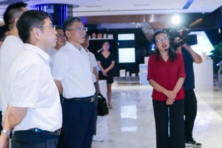 百勝智能接待江西省副省長(zhǎng)羅小云一行蒞臨南昌科技廣場(chǎng)調(diào)研科技創(chuàng)新工作