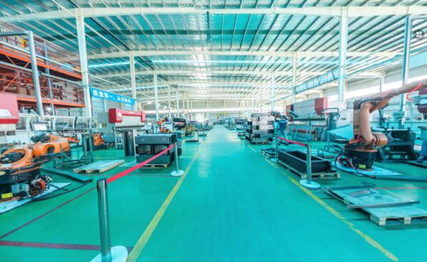 鈑金機(jī)器人生產(chǎn)線