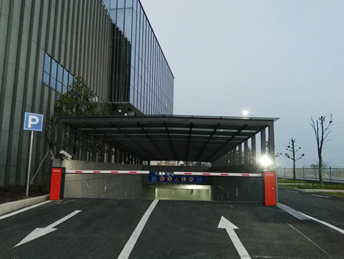 中國化學(xué)工程第六建設(shè)有限公司停車場系統(tǒng)案例 - 中出網(wǎng)-智能出入口與停車充電門戶