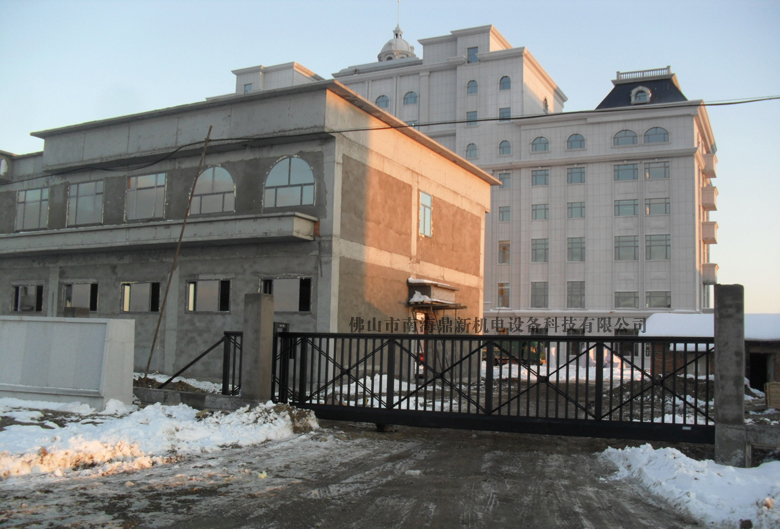 南北德信懸浮門成功牽手吉林省琿春市法院案例