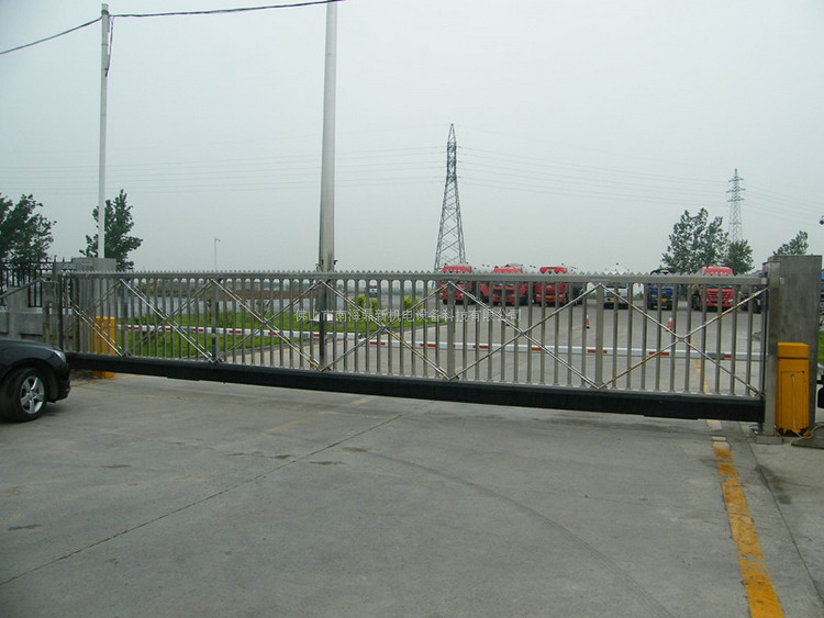 南北德信懸浮門成功牽手東浩潤滑油有限公司-石化總廠案例