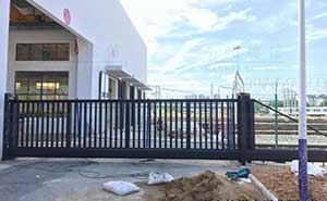 南寧軌道交通集團(tuán)7米無(wú)軌懸浮門案例