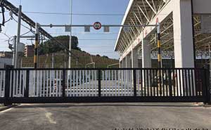 南寧軌道交通集團(tuán)10米東門（1）無(wú)軌懸浮門案例