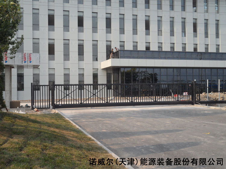 諾威爾（天津）能源裝備股份有限公司無軌懸浮門案例 - 中出網(wǎng)-智能出入口與停車充電門戶