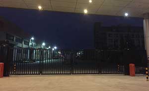 溫嶺椒江區(qū)天天物流無軌懸浮門案例