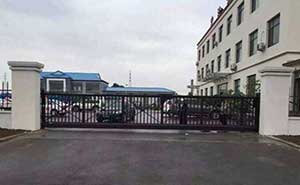 遼寧宏達(dá)駕校無軌懸浮門工程案例