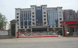 新余消防13.5米無(wú)軌懸浮門工程案例 - 中出網(wǎng)-智能出入口與停車充電門戶