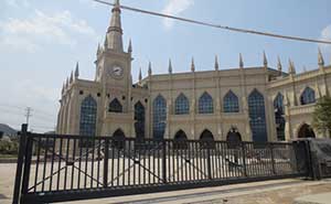 浦江教堂智能無軌懸浮門工程案例