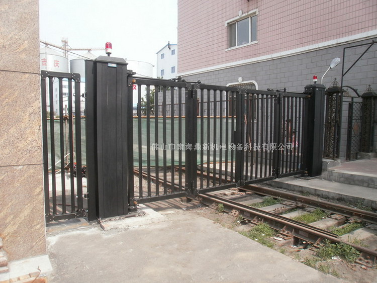 吉慶糧油有限公司智能無軌懸浮門工程案例 - 中出網(wǎng)-智能出入口與停車充電門戶