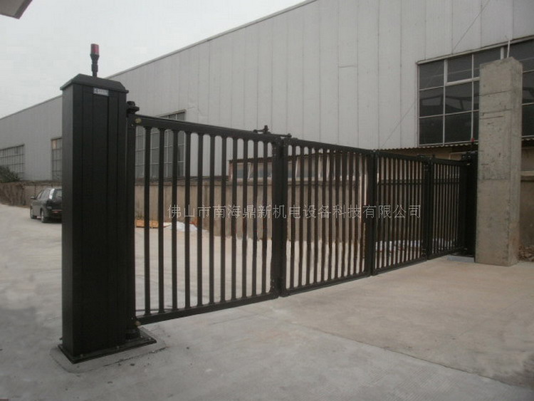 江蘇靖江三鵬模具制造有限公司智能無軌懸浮門工程案例 - 中出網(wǎng)-智能出入口與停車充電門戶