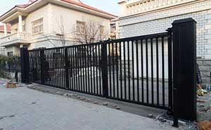 天津紅頂花園別墅智能無(wú)軌懸浮門(mén)工程案例