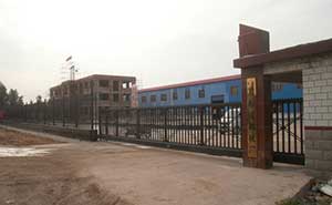 唐山市豐潤區(qū)彬誠機械廠智能無軌懸浮門工程案例