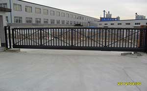 長(zhǎng)春市真子食品有限公司智能無(wú)軌懸浮門工程案例 - 中出網(wǎng)-智能出入口與停車充電門戶