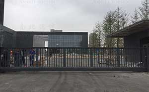 山東淄博市人民銀行818TW智能安全伸縮平移門工程案例