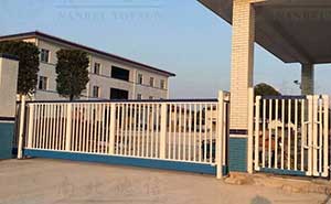 江西省宜春市宜豐縣港華燃氣818C智能安全伸縮平移門工程案例