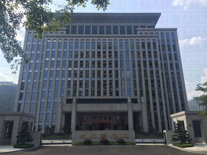 杭州警備區(qū)智能安全伸縮平移門(mén)工程案例 - 中出網(wǎng)-智能出入口與停車充電門(mén)戶