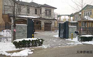 碧湖園智能安全伸縮平移門工程案例