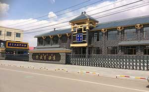 武皇酒業(yè)伸縮門(mén)案例