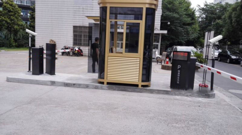 東方威尼期大酒店停車場(chǎng)系統(tǒng)案例 - 中出網(wǎng)-智能出入口與停車充電門戶