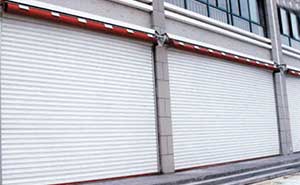 抗風(fēng)卷簾門