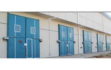 工業(yè)車庫(kù)門