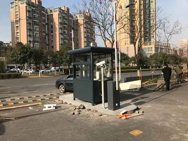 寧波均勝集團車牌識別系統(tǒng)案例 - 中出網(wǎng)-智能出入口與停車充電門戶