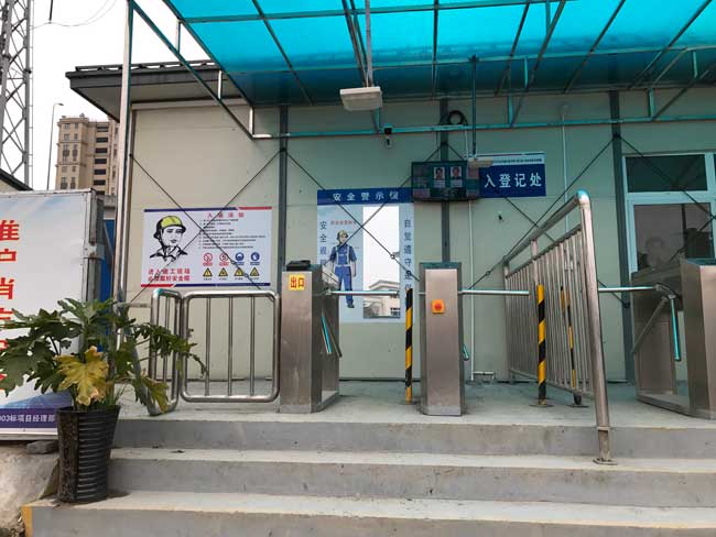 寧波中鐵十四局莊橋站通道閘案例 - 中出網(wǎng)-智能出入口與停車充電門戶