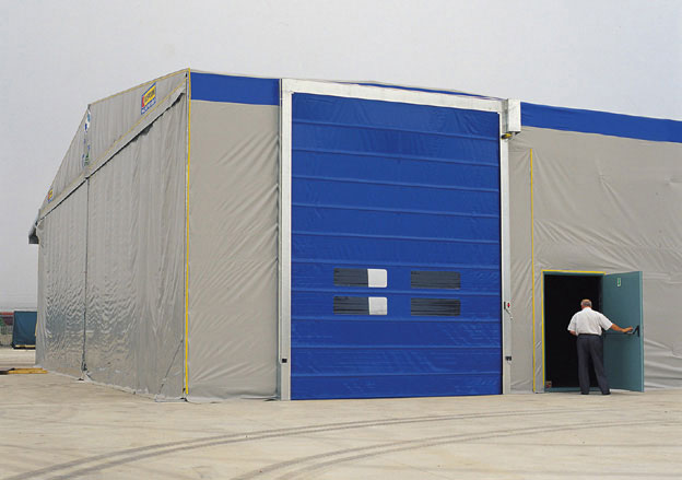 高強(qiáng)度防風(fēng)快速堆積門