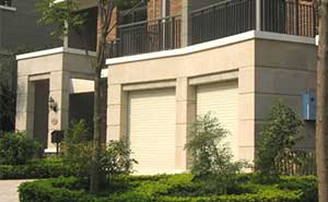 深圳圣莫麗斯花園別墅車(chē)庫(kù)門(mén)案例 - 中出網(wǎng)-智能出入口與停車(chē)充電門(mén)戶(hù)