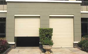 深圳圣莫麗斯花園別墅車(chē)庫(kù)門(mén)案例 - 中出網(wǎng)-智能出入口與停車(chē)充電門(mén)戶(hù)