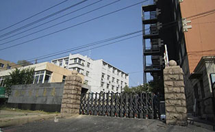 鞍山市氣象局伸縮門(mén)工程案例