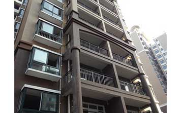 豎欄式陽(yáng)臺(tái)護(hù)欄