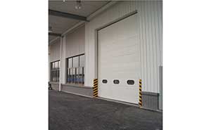 工業(yè)提升門