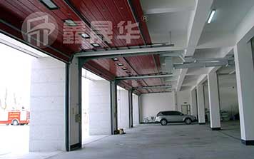 豪華翻板車庫(kù)門